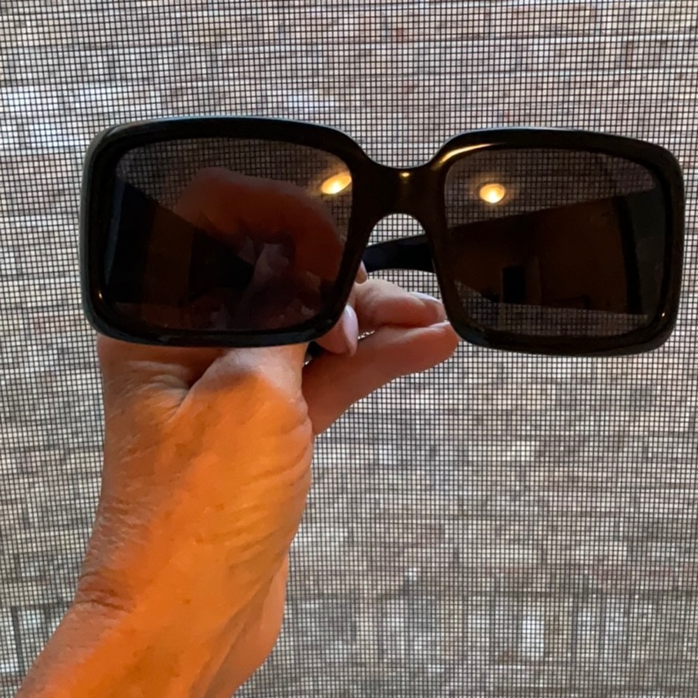 Versace sunglasses - Picture 5 of 8